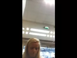 Biseksuelen sexfilms amateurs die poesjes uitrekken