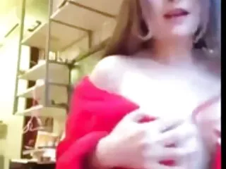 Riko Tanaka zoekt gratis amateur sexfilm dit keer problemen